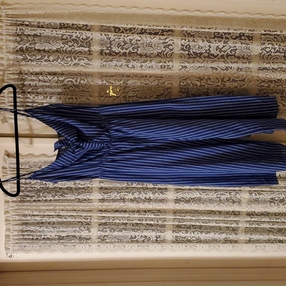 Everly Pants - Everly Tie Front Cropped Jumpsuit Size Small